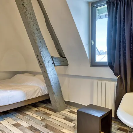 Le Auguste Duplex Avec Terrasse Apartament *