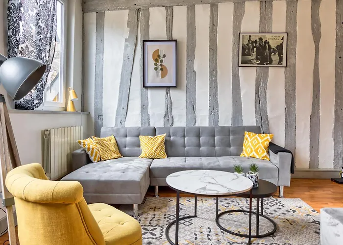 Le Auguste Duplex Avec Terrasse *